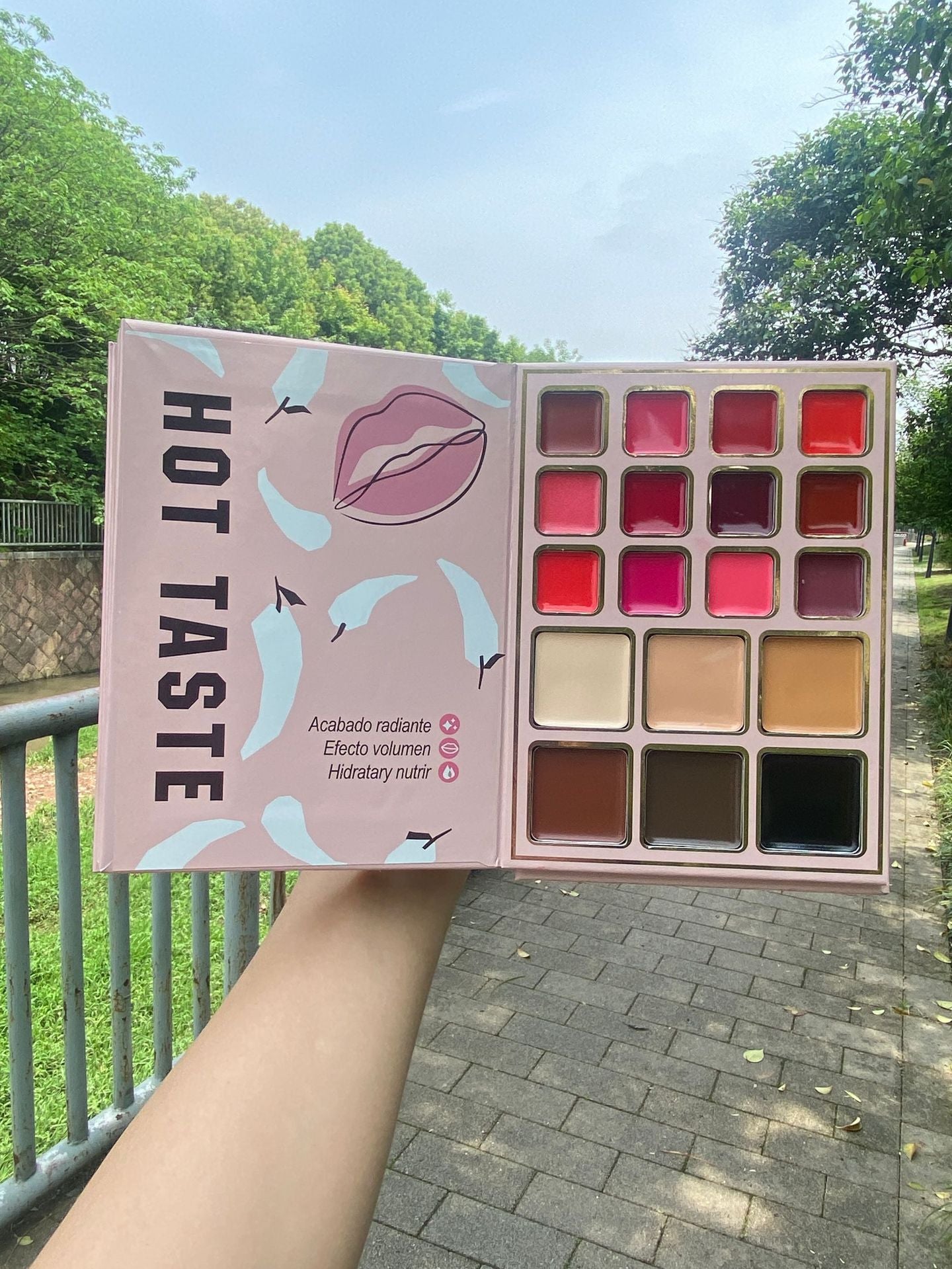 Professional 78-Color All-in-One Makeup Palette Set 5-Layer Book Design for Matte Shimmer Blush Contour Highlighter Cosmetics
