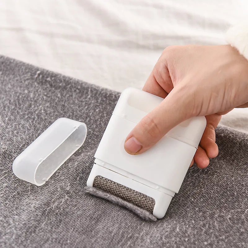 Portable Mini Lint Roller & Hair Remover Brush